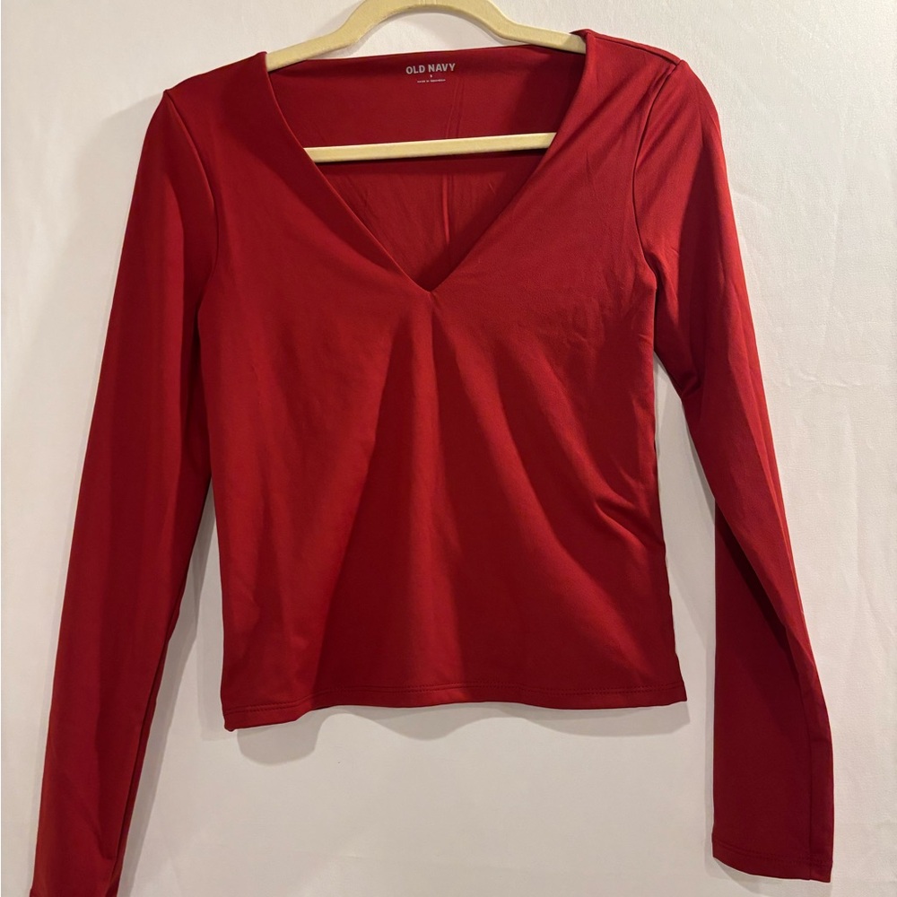 Old Navy Women's Red V-Neck Top